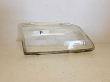Vitre phare passager pour Peugeot 306 diesel 1.9 l de 1994