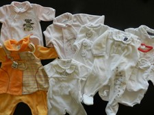  6 PYJAMAS  3 BODYS  FILLE  NAISSANCE 1 MOIS  SERGENT MAJOR  SUCRE D'ORGE ETC