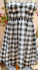 robe * GUESS " neuf s/étiq taille (M)  36  BUSTIER  carreaux noir et blanc