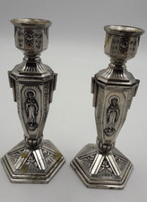 PAIRE DE BOUGEOIR RELIGIEUX EN METAL STYLE ART DECO VIERGE EN REPRESENTATION