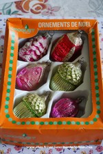 Anciennes  décorations de Noël boule, pomme de pin,maison boite d'origine