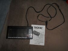 Chargeur/testeur de piles universelles (Tronic)