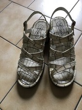 Sandales cuir FREE LANCE pointure 36,5 en très bon état.