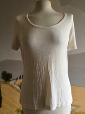 Tee-shirt ANNE FONTAINE crème taille 3 plutôt 38/40 en très bon état.