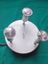 -------------------(lot054)       PLAFONNIER  3 LAMPES COMME NEUF 