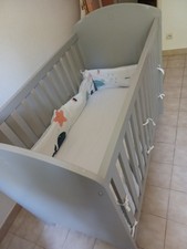 lit bébé avec matelas