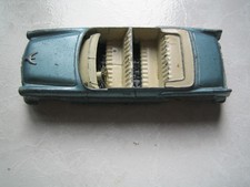 VOITURE MINIATURE DINKY TOYS CHRYSLER NEWYORKER 1955 BLEUE EN ETAT D'USAGE