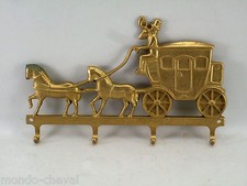  ANCIEN ACCROCHE-TORCHONS ou PORTE-CLEFS, laiton, 4 crochets,chevaux, diligence 