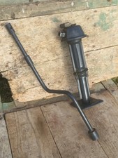 cric ancien voiture ancienne 2 cv Citroën garage Michelin vintage 1960