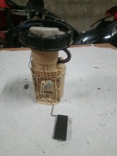 POMPE DE GAVAVAGE ESSENCE VOLKSWAGEN GOLF 4 IV 1.6 100CH 2000