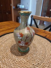 vase motifs chinois laiton 