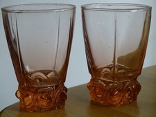 2 ANCIENS VERRES A VIN ART DECO VERRE MOULER style lalique