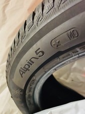 Pneus Neige Michelin 225/55 R17 97 H