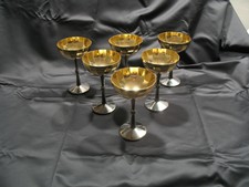 Six coupes à champagne design Laras plaqué or