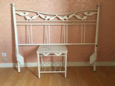 Ensemble "Tête de lit simple - table de chevet vintage en fer forgé peint".