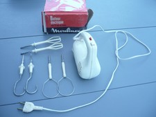 batteur électrique MOULINEX avec 3 jeux de fouets