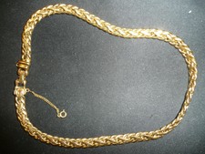collier doré longueur 45cm