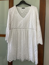 ROBE CIAO IN ILANO T 40 / 42  Style Bohème Dentelle Blanche