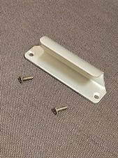 Poignée de tirage aileron aluminium anodisé argent, porte, fenêtre, à visser