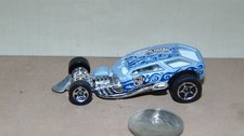 1999 HOT WHEELS SURF CRATE WILD WAVES CAR