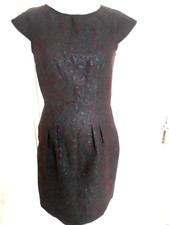 ROBE BORDEAUX NOIRE AVEC FIL BRILLANT PROMOD TAILLE 36 TBE
