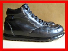 Chaussures bottines Camper, noires, tout cuir, taille 38 . Excellent état
