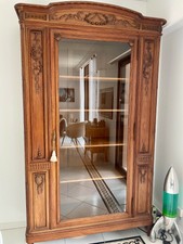 très belle armoire bibliotheque