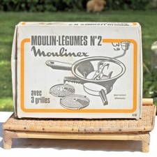 Moulin à légumes N2 plastique orange avec 3 grilles Moulinex en boîte type 448