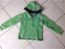 Sweat PORSCHE taille 4/5 Ans Très bon etat 