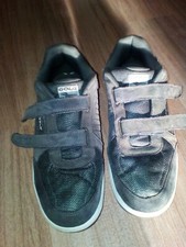 chaussure a velcro gola grise