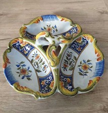 Mendiant serviteur ancien en Faience de Desvres Boulogne signé H+D