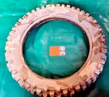  Pneu innova 90/100/ 14pouces couleur Cam voir photo (jo 1F)