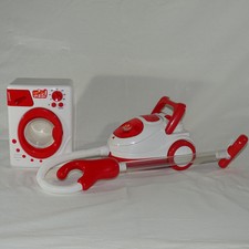 Machine à laver le linge et aspirateur - Com' les vrais