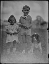 Plaque verre photo ancienne négatif noir et blanc 9x12 cm enfants chien portrait