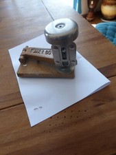 ANCIENNE PETITE AGRAFEUSE JAKY 60