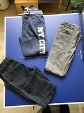 lot 3 pantalons garçon 10 ans jeans jogging TBE taille ajustable dont un NEUF
