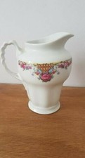Petit pichet Pot à lait à crème en porcelaine motif fleurs roses