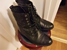 BOTTINE NOIRE  A LACET T.37