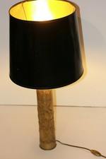 ANCIENNE DOUILLE/OBUS LAITON SCULPTÉ TRAVAIL DE POILU 1918 monté en lampe