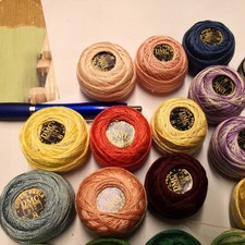 COTON PERLE DMC n°8 art 932 , 1 Pelote de 10gr/87 mètres(plusieurs  Coloris )