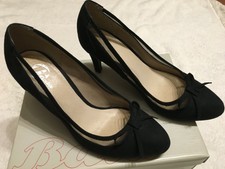 Chaussures noires à talons taille 38 Bata