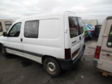 Serrure avant gauche PEUGEOT PARTNER 1 PHASE 1 - UTILITAIRE  GASOI/R:24302683