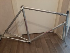 Cadre vélo MOTOBECANE 3685g 59.5×58 95.8/123.4 BSFF vintage bike made in France