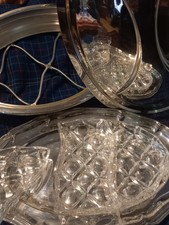 Support de Plat en Métal Argenté, années 60/70 & plat avec 3 ramequins cristal 