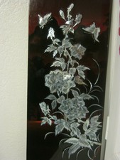 .Décor nacre "papillons et fleurs" panneau bois laqué bordeaux, couché de soleil