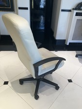 Joli fauteuil de Bureau Noir Et Blanc ( Dispo 6 Pièces Prix Unitaire )