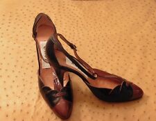 SUPER CHAUSSURE ESCARPIN SILVY CUIR MARRON ET NOIR VINTAGE 70 STOCK NEUF T.36.5