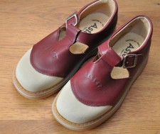 RARE Chaussure Aster bordeaux T 33 jamais porté mixte garçon ou fille