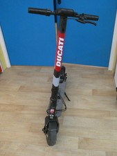trottinette électrique Ducati pro 2 ( occasion , défaut ) 