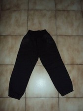 Jogging noir Kiabi en 8 ans en TBE